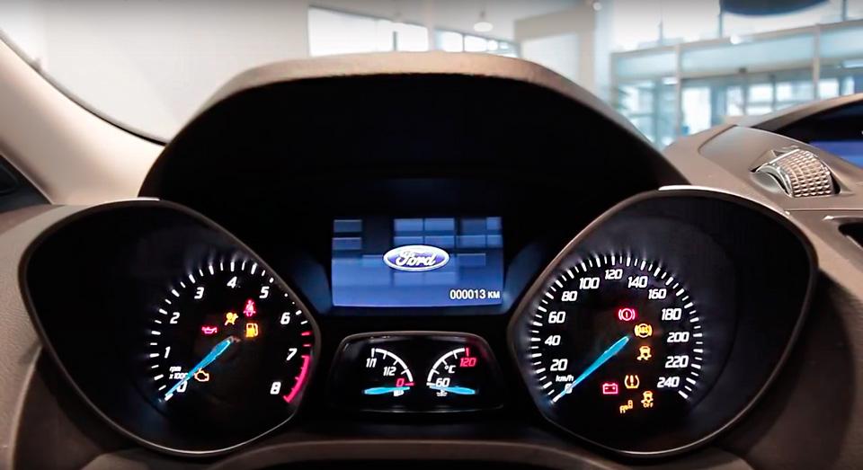 Панель на кугу. Панель приборов Куга 2. Ford Kuga приборная панель. Приборная панель Ford Kuga 2019. Панель приборов Форд Куга 2.